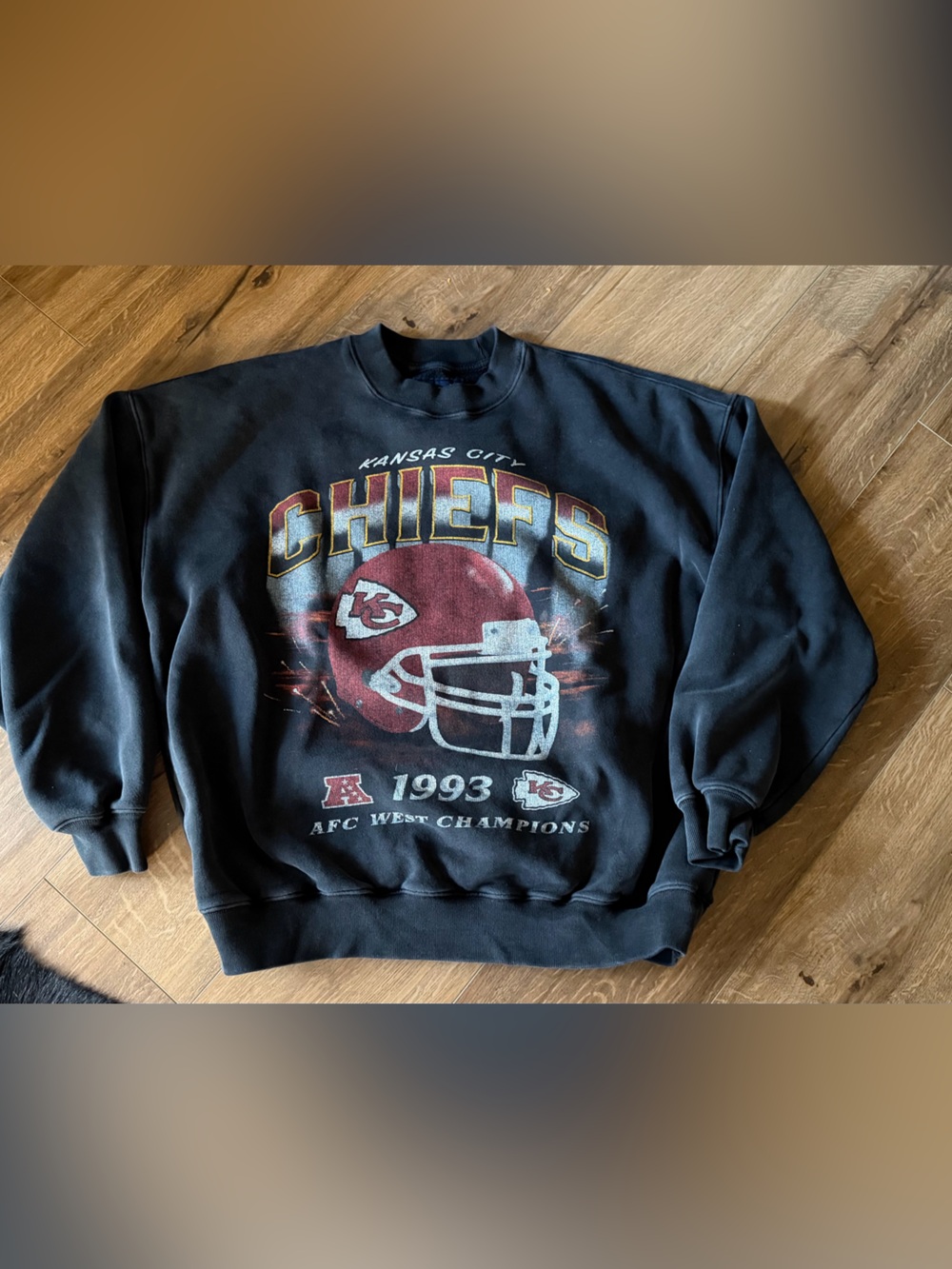 Abercrombie & Fitch Black Crewneck sweatshirt